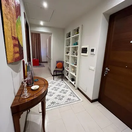 Temptation House Apartment
