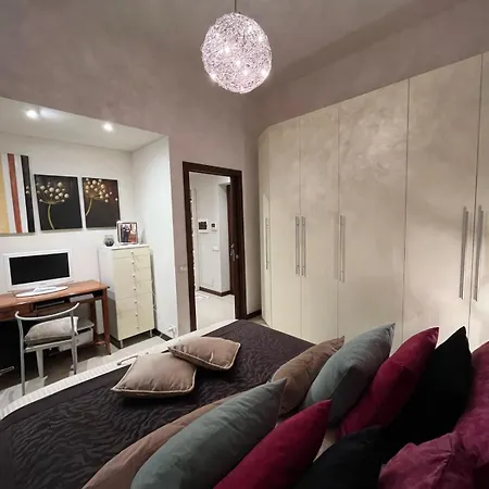 Temptation House Apartment